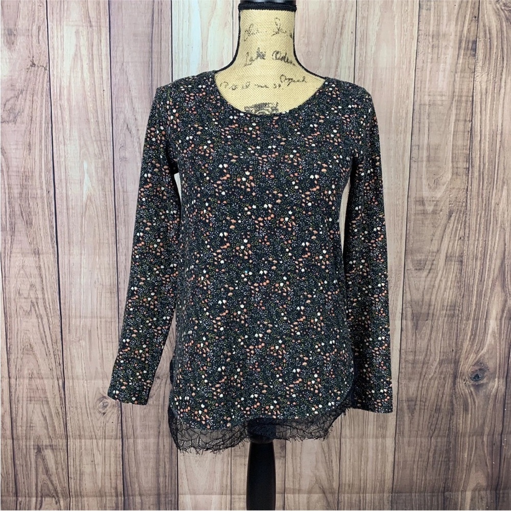 LC Lauren Conrad Womens Size XS Black Floral Print Long Sleeve Sweater Lace Trim
